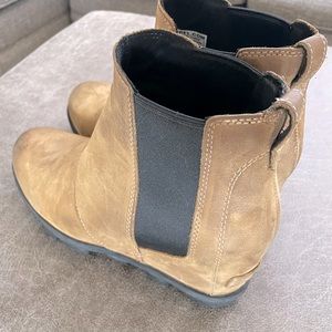 Joan of Arctic II bootie